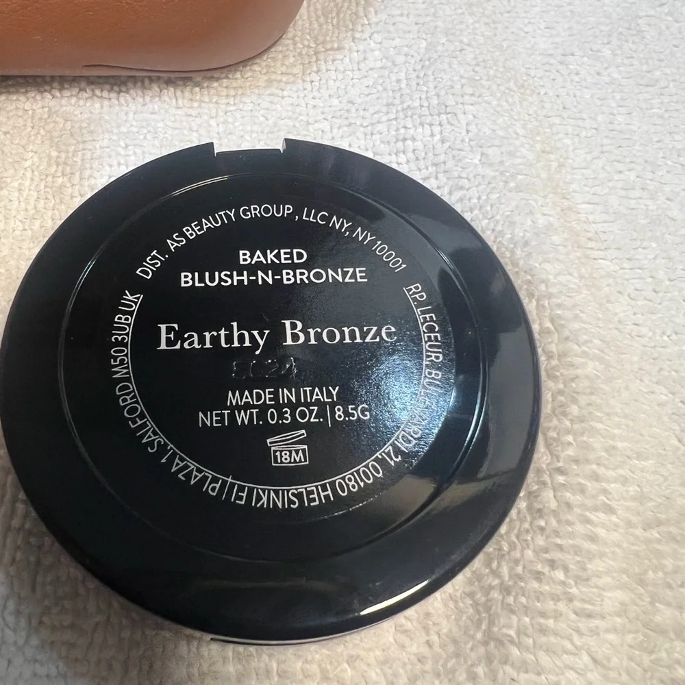 Laura Geller Earthy Bronze Baked Blush-N-Bronze — Pink & Bronze Marbleized Duo